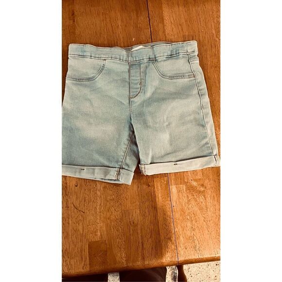 LEVIS GIRLFRIEND JEAN SHORTS GIRLS YOUTH SIZE 12 - Picture 1 of 8